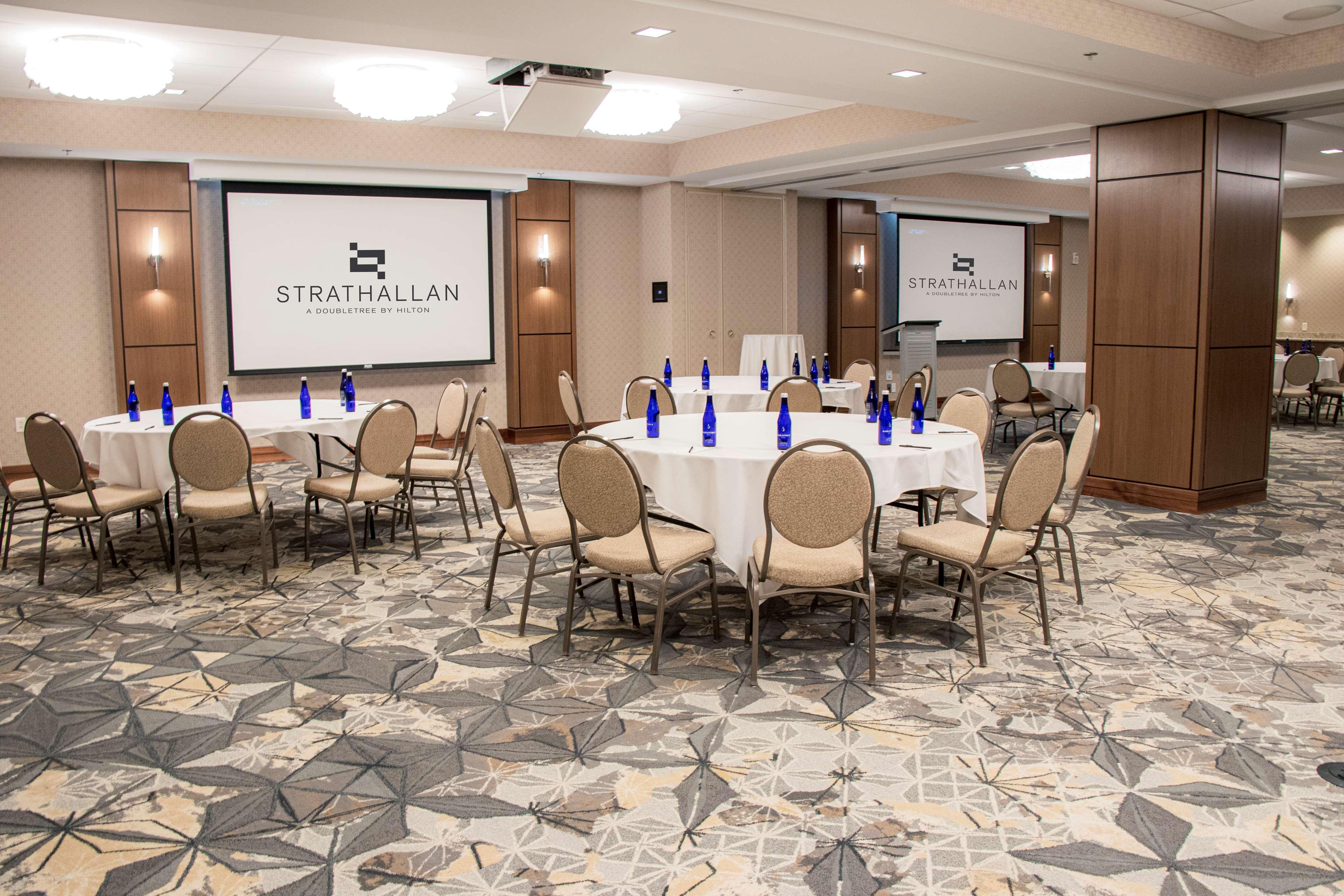 The Strathallan - A Doubletree By Hilton Rochester Exterior foto